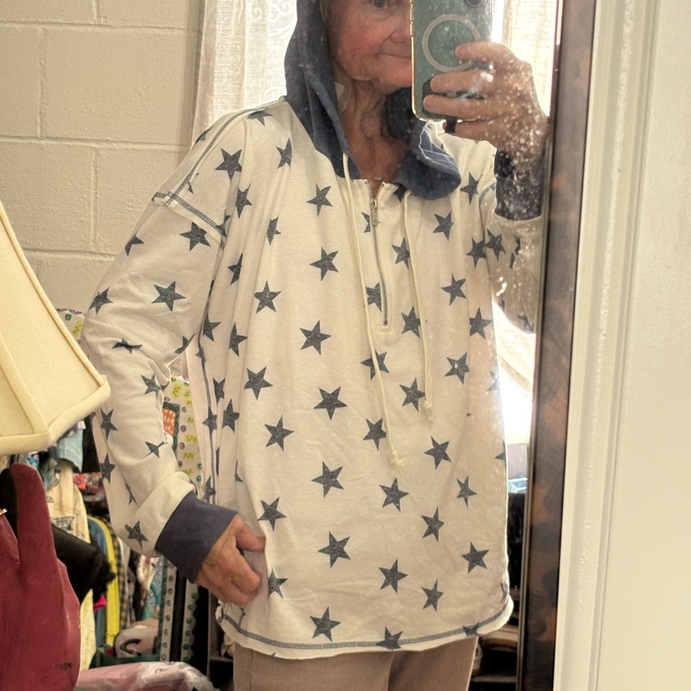 NWT HEM & THREAD Star Patterned Hoodie - Picture 6 of 6